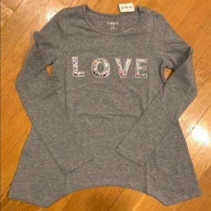 Girl’s long-sleeve t-shirt “LOVE”